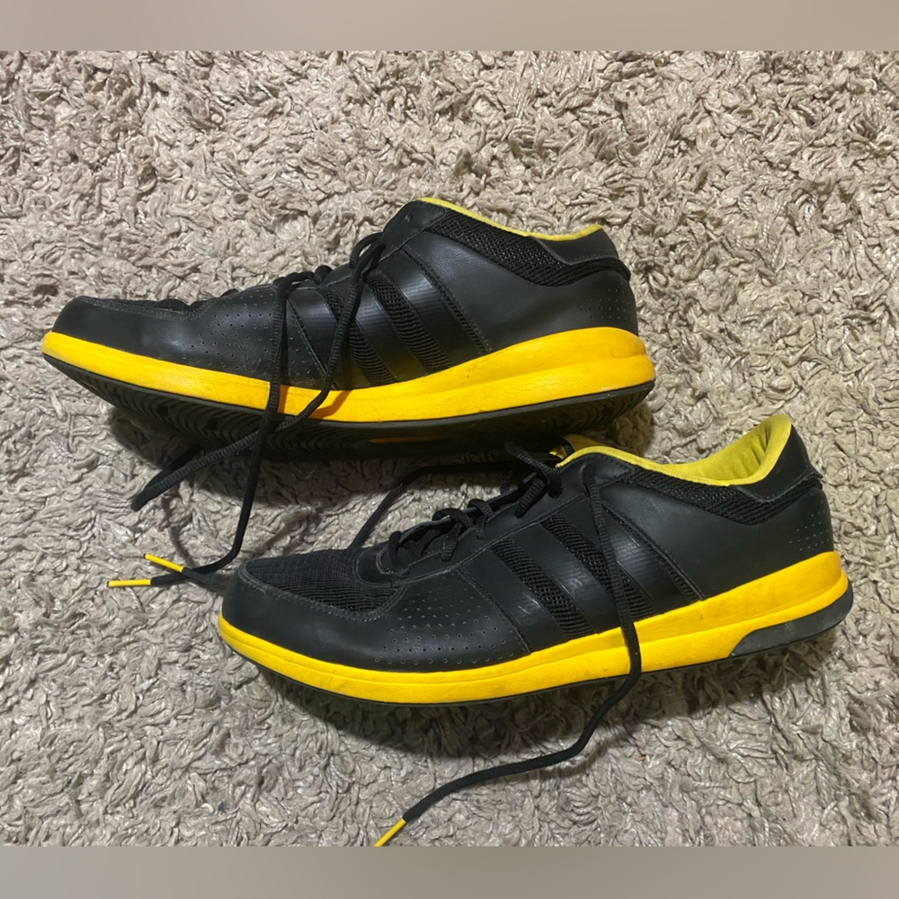 Running shoe